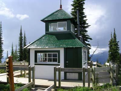 View of the façade and south elevation