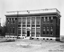 Sir Alexander Galt Hospital, Lethbridge (1910); Glenbow Archives, NA-670-54