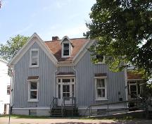 Front elevation, Fleming House, Halifax, Nova Scotia, 2005.; Heritage Division, NS Dept. of Tourism, Culture and Heritage, 2005.