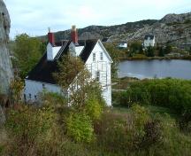 View of rear and roof of Lakeview, Brigus, NL. ; © HFNL 2007