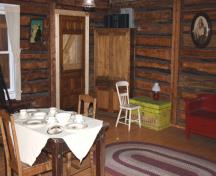 Intérieur - de la salle principale de la maison Goulet, St. Pierre, 2006; Historic Resources Branch, Manitoba Culture, Heritage and Tourism, 2006