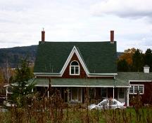 Vue de la façade; Grand Bay-Westfield