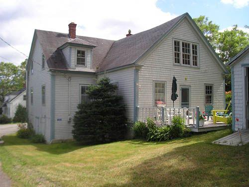 Rear Perspective, 2005