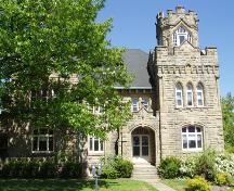 St. Bernard's Rectory as seen from the southwest at the corner of Botsford Street and Queen Street.; Moncton Museum