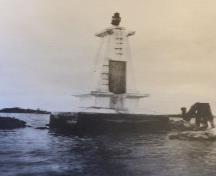 Photographie historique du phare de Walpole Island, feu amont A34 en 1932; Library and Archives Canada, Canada Marine Aids Division | Bibliothèque et Archives Canada, Division aires maritimes Canada, PA-148237