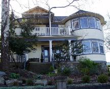 Exterior view of the Wilkinson Residence; City of Nanaimo, Christine Meutzner, 2005