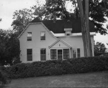 Historic photograph of the Rideau Hall Visitor Centre; Parks Canada, Canadian Inventory of Historic Building | Agence Parcs Canada, Inventaire des bâtiments historiques du Canada