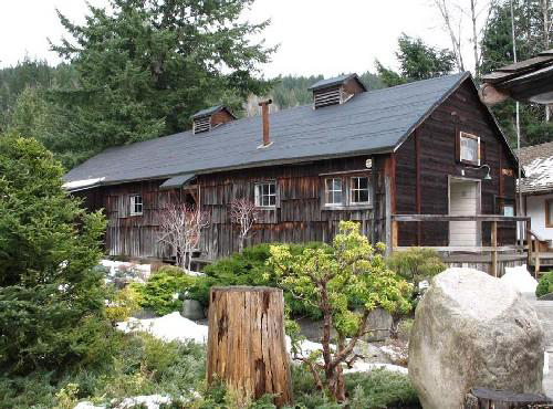 Exterior oblique view, 2006