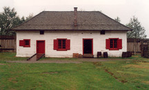 Storehouse Classified Federal Heritage Building; Parks Canada | Parcs Canada