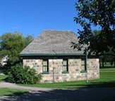 Old Stone School, City of Saskatoon / La Petite école de pierre, ville de Saskatoon